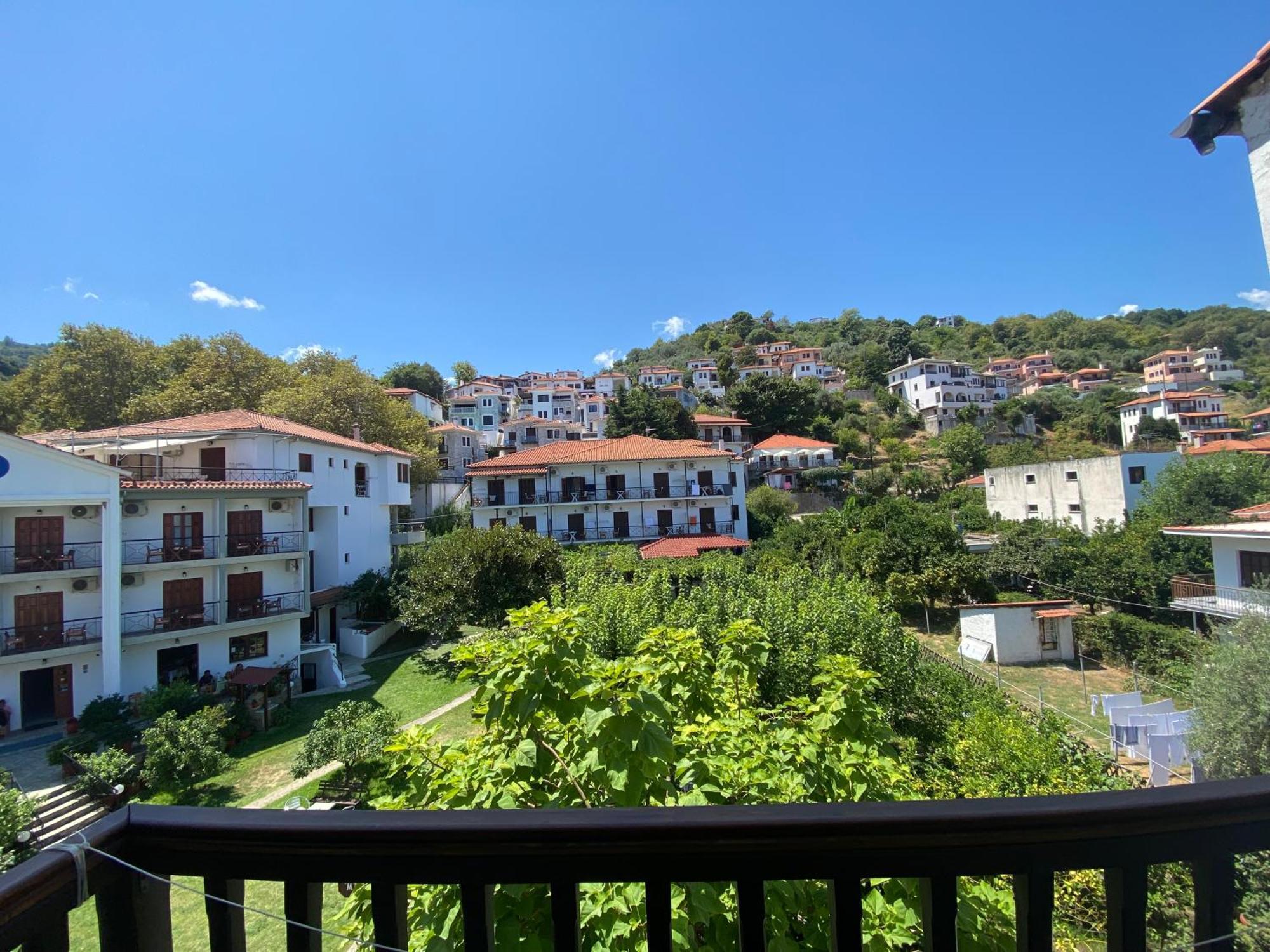 Zefiros Hotel Agios Ioannis  Bagian luar foto