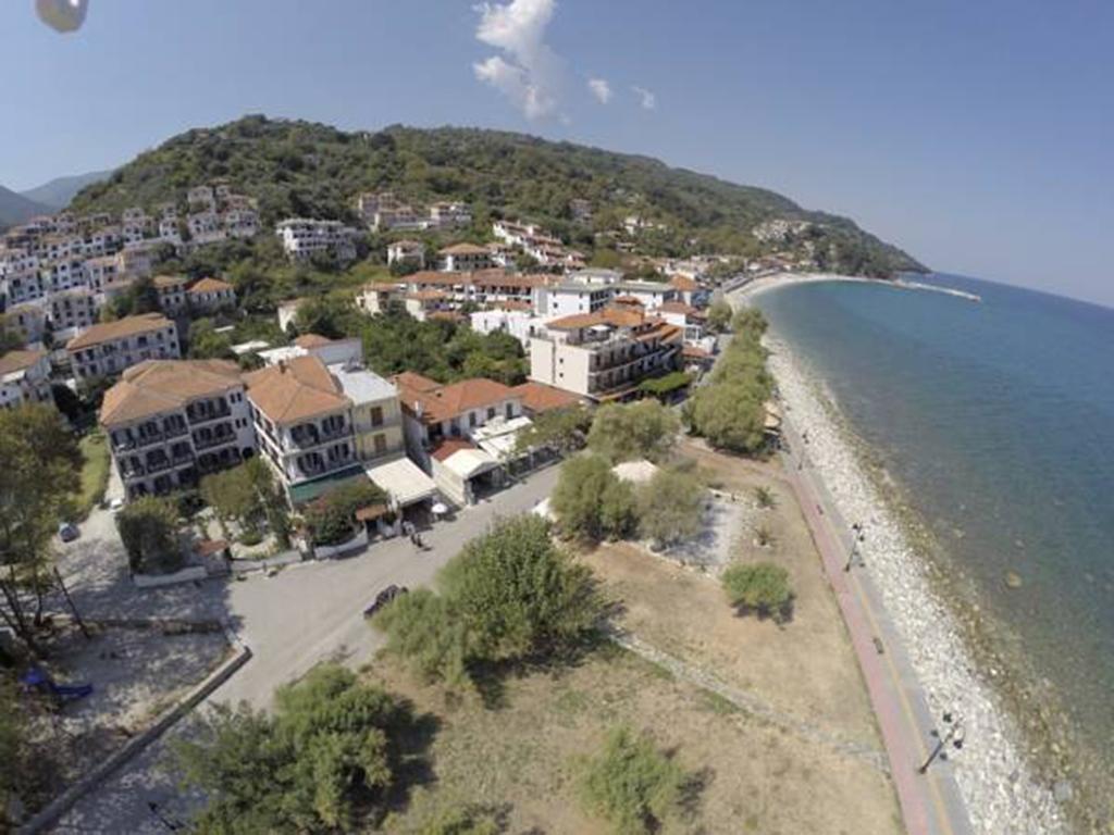 Zefiros Hotel Agios Ioannis  Bagian luar foto